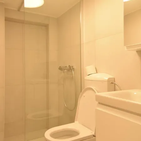 Apartamento Blossoming Hidden Nest With Garden Liubliana