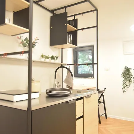 Apartamento Blossoming Hidden Nest With Garden Liubliana