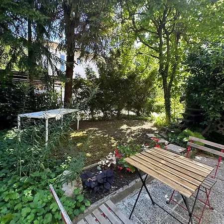 Apartamento Blossoming Hidden Nest With Garden *